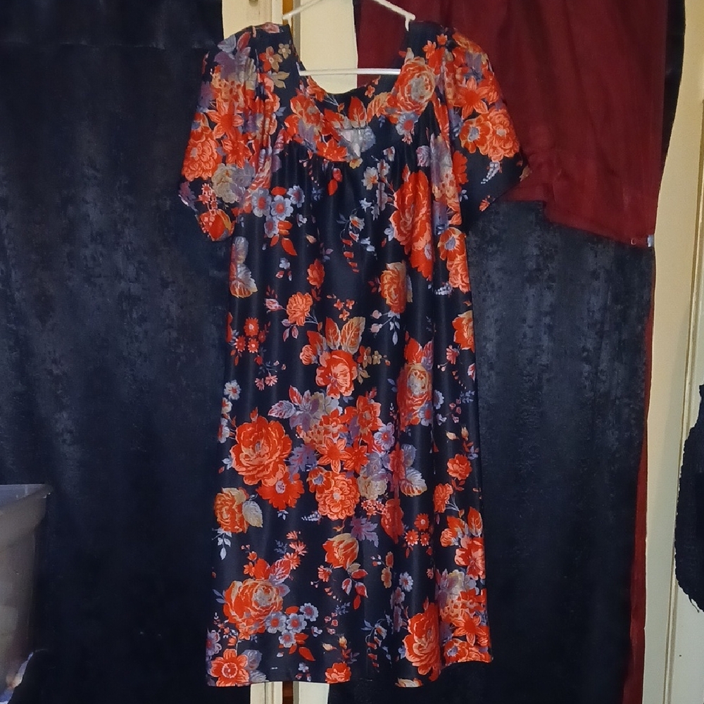 Grana Navy and Red Floral Midi Dress